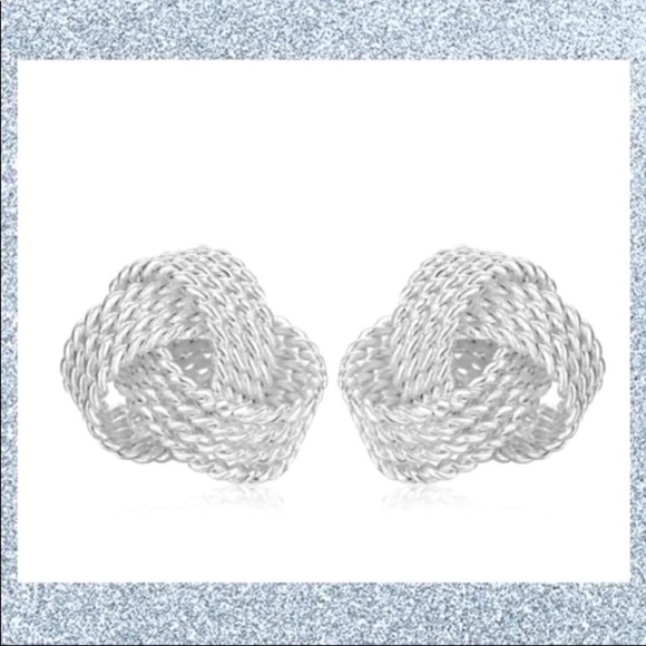 Jewelry - Just in!!🤩 Exquisite Luxury 925 Silver Bow Knot Earrings